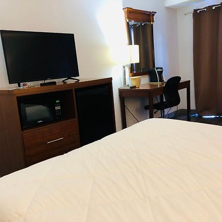 Travelodge By Wyndham Welland Dış mekan fotoğraf